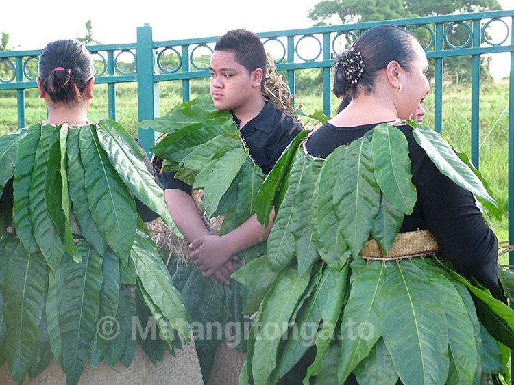 Tatakamotonga Hū Louifi to the king Matangi Tonga